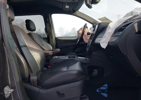 2020 Dodge Grand Caravan Gt z USA, uszkodzony, nr VIN 2C4RDGEGXLR199675